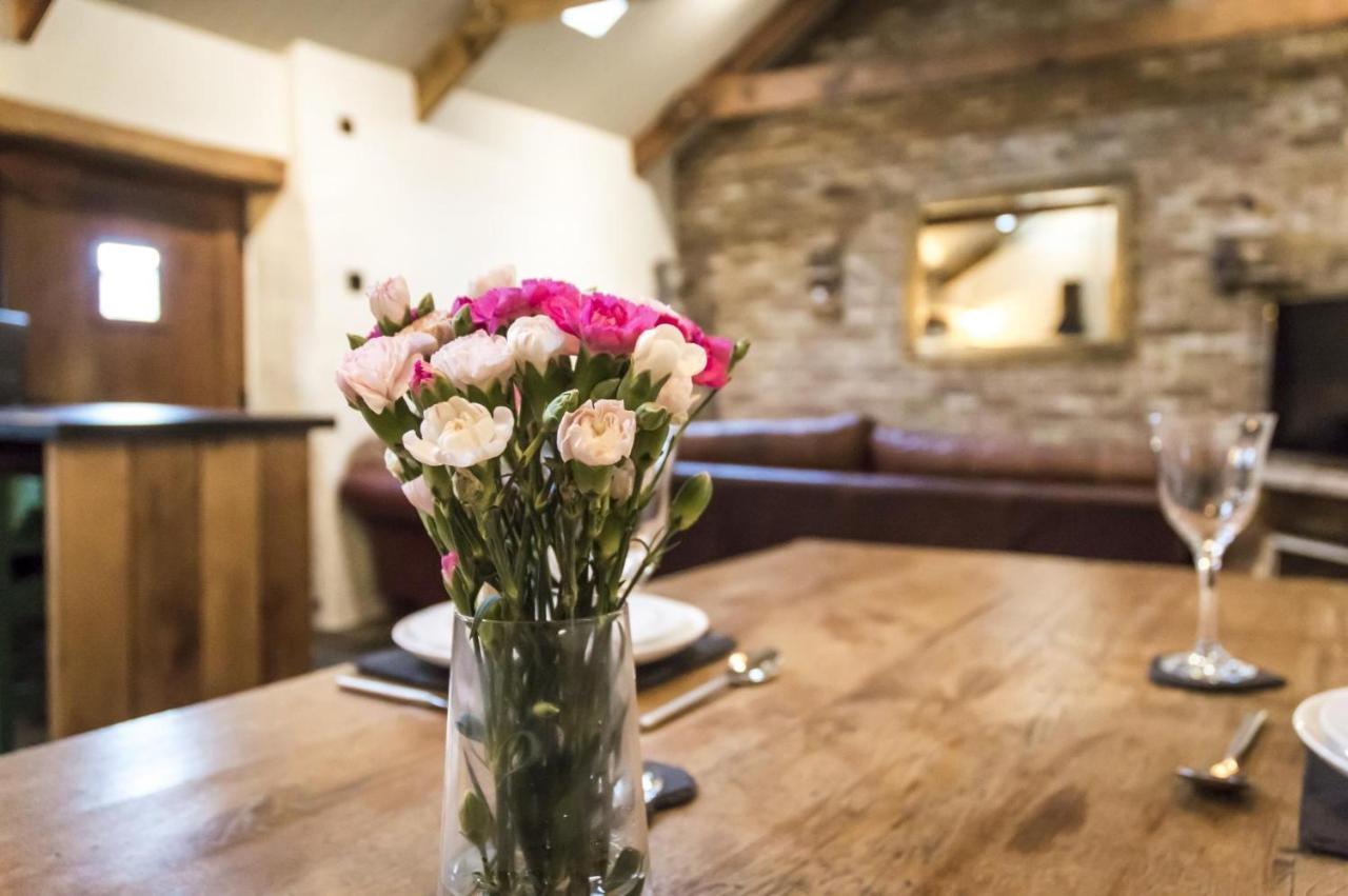 Lavender - Luxurious Barn Conversion - Blossom Farm Johnston Exterior photo