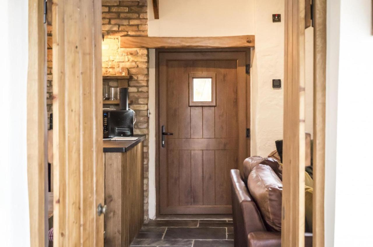 Lavender - Luxurious Barn Conversion - Blossom Farm Johnston Exterior photo