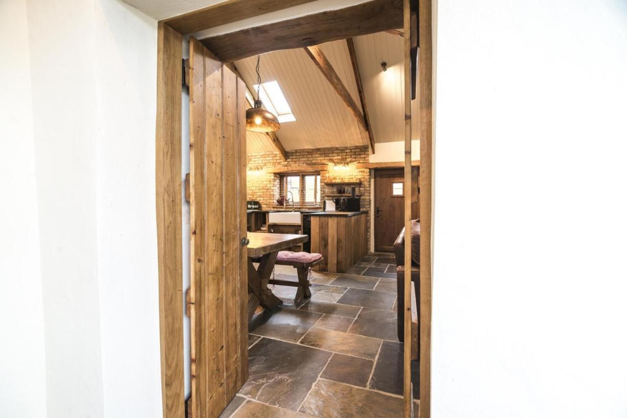 Lavender - Luxurious Barn Conversion - Blossom Farm Johnston Exterior photo